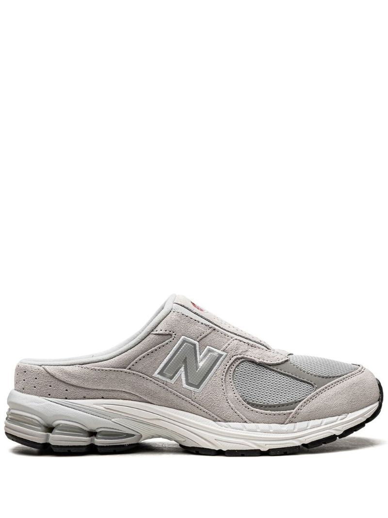 Grey 2002r Rain Cloud Sneakers