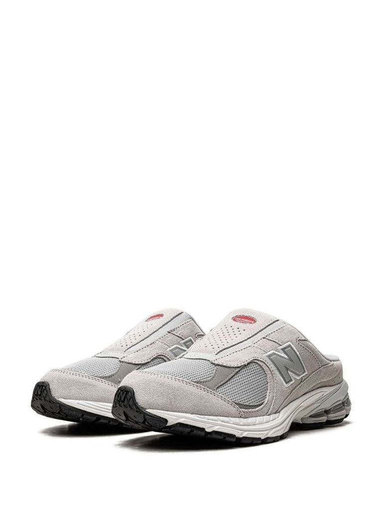 Grey 2002r Rain Cloud Sneakers