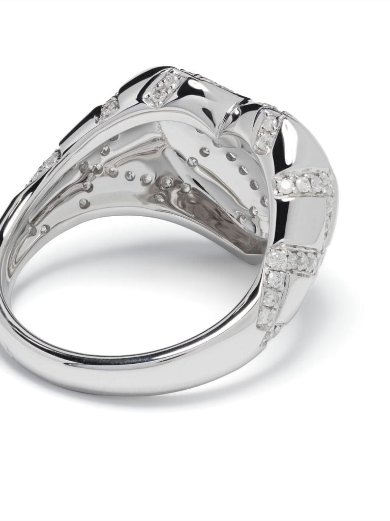 9k White Gold Chevalier Coeur Croisillions Diamond Ring