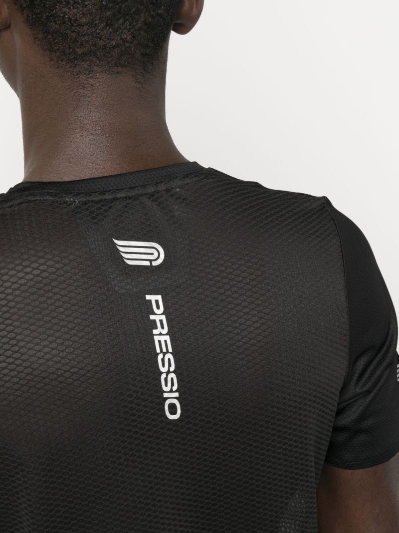 Black Arahi Performance T-shirt