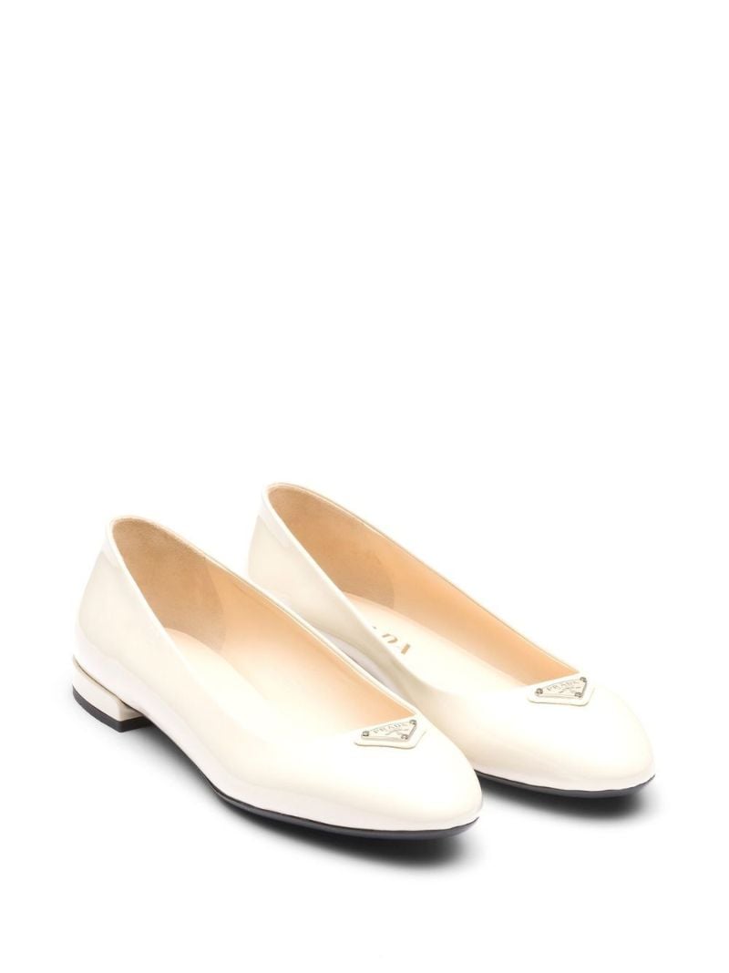 Neutral Logo Patent Leather Ballerina Shoes