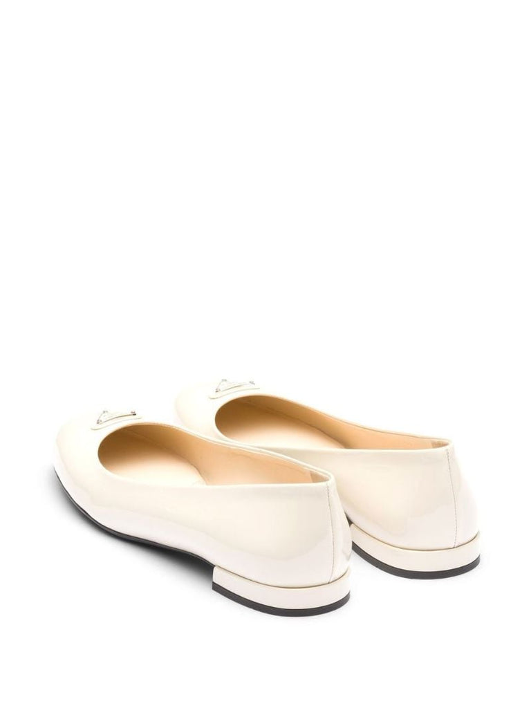 Neutral Logo Patent Leather Ballerina Shoes
