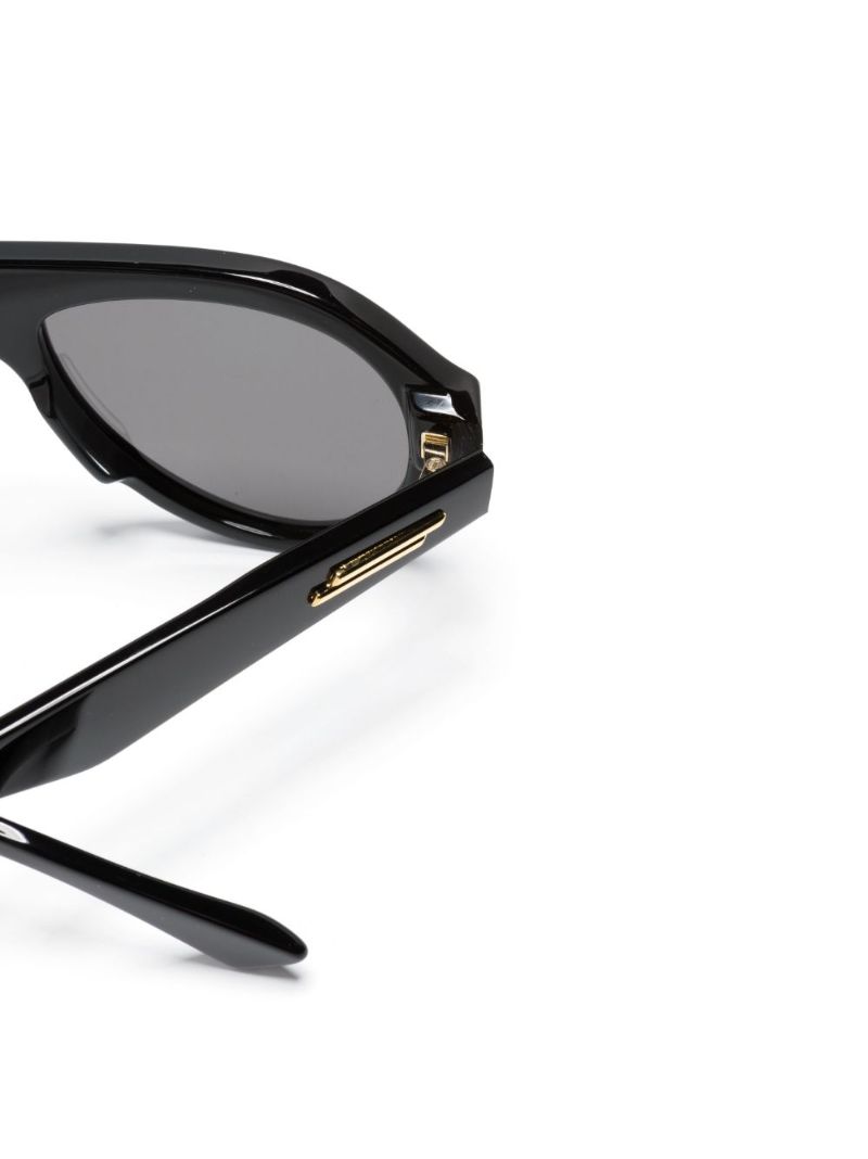 Black Pilot Frame Tinted Sunglasses