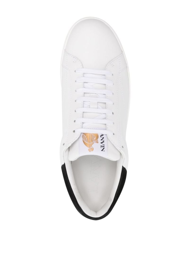 White Ddb0 Leather Sneakers