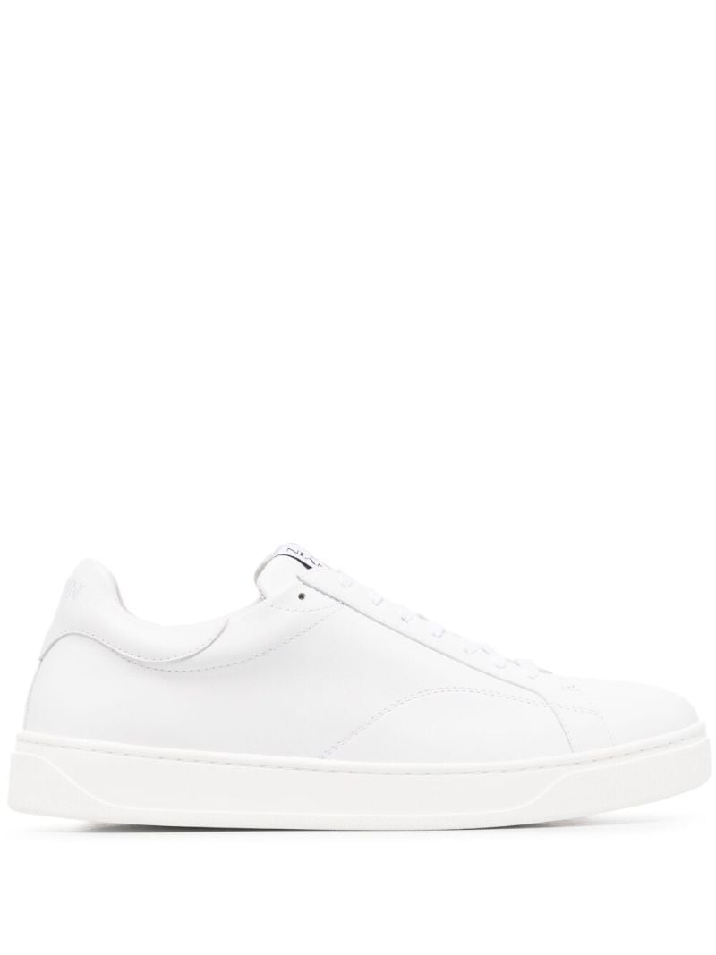 White Ddb0 Leather Low Top Sneakers