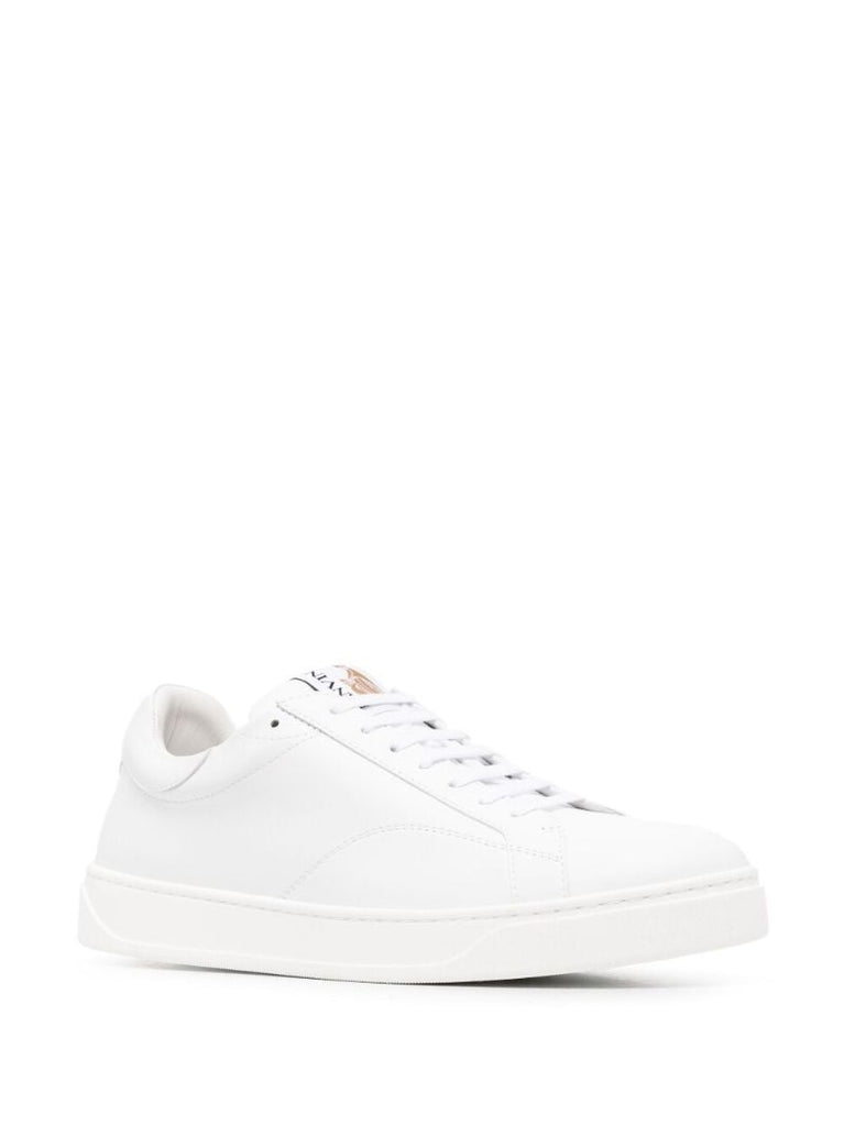 White Ddb0 Leather Low Top Sneakers