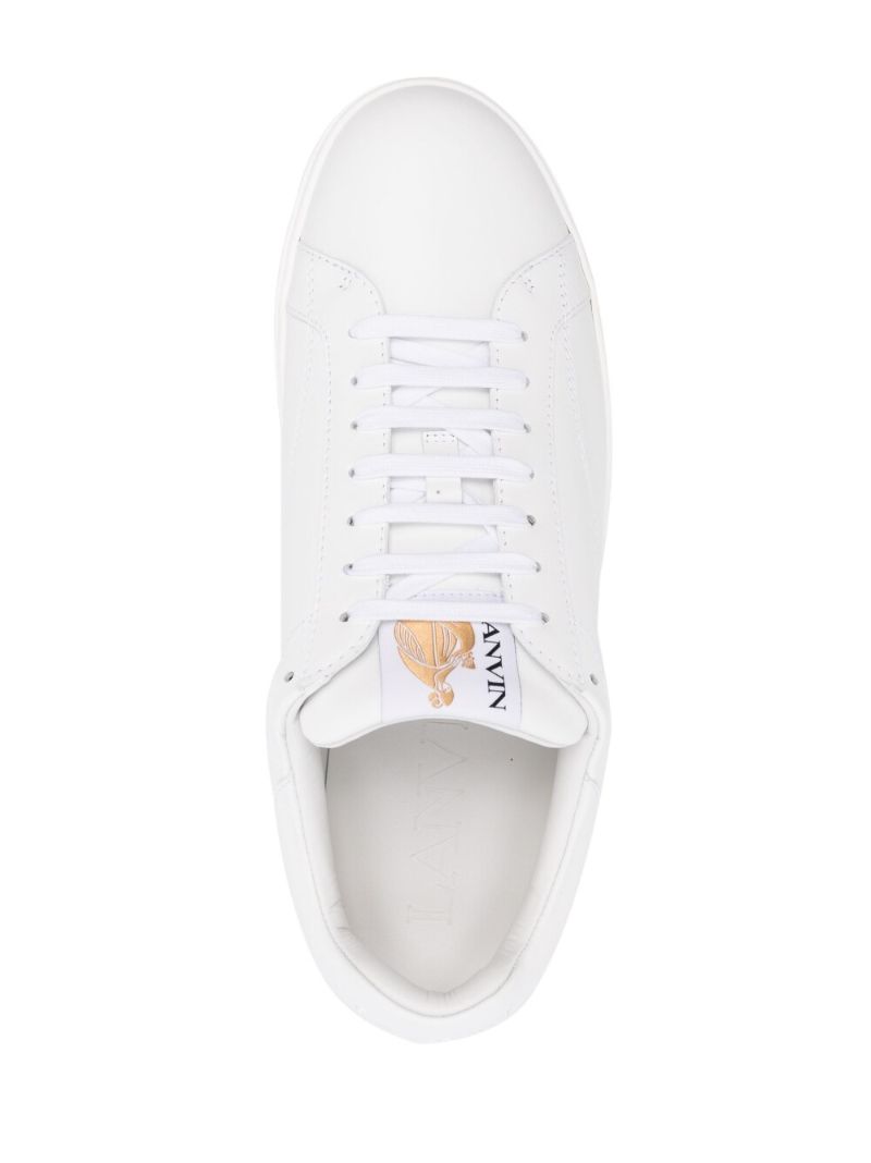 White Ddb0 Leather Low Top Sneakers