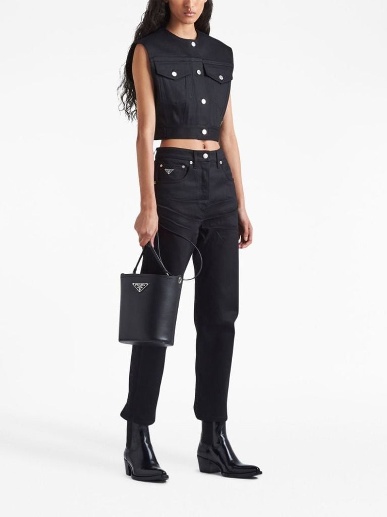 Black Sleeveless Cropped Jacket