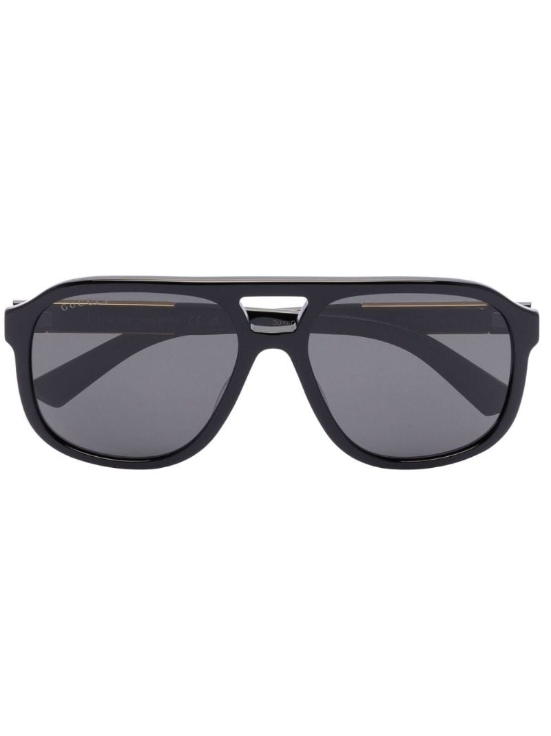 Black Pilot-style Sunglasses