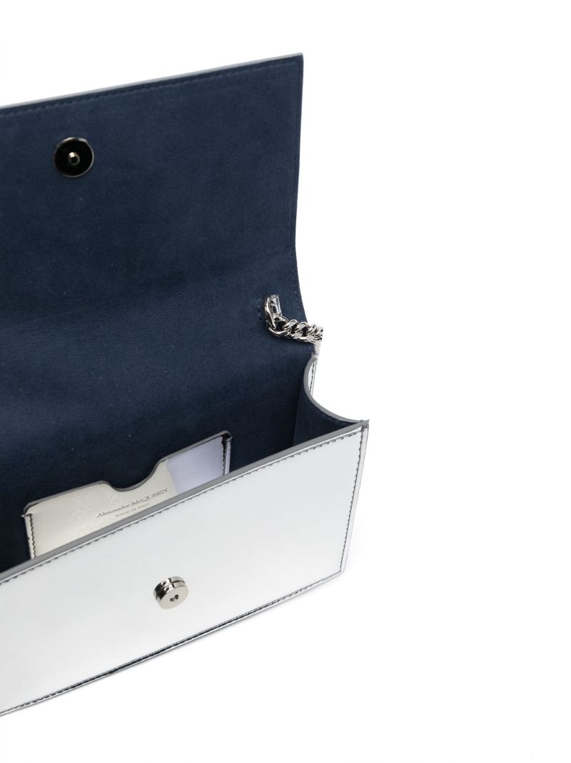 Silver-tone Small Skull Clutch Bag