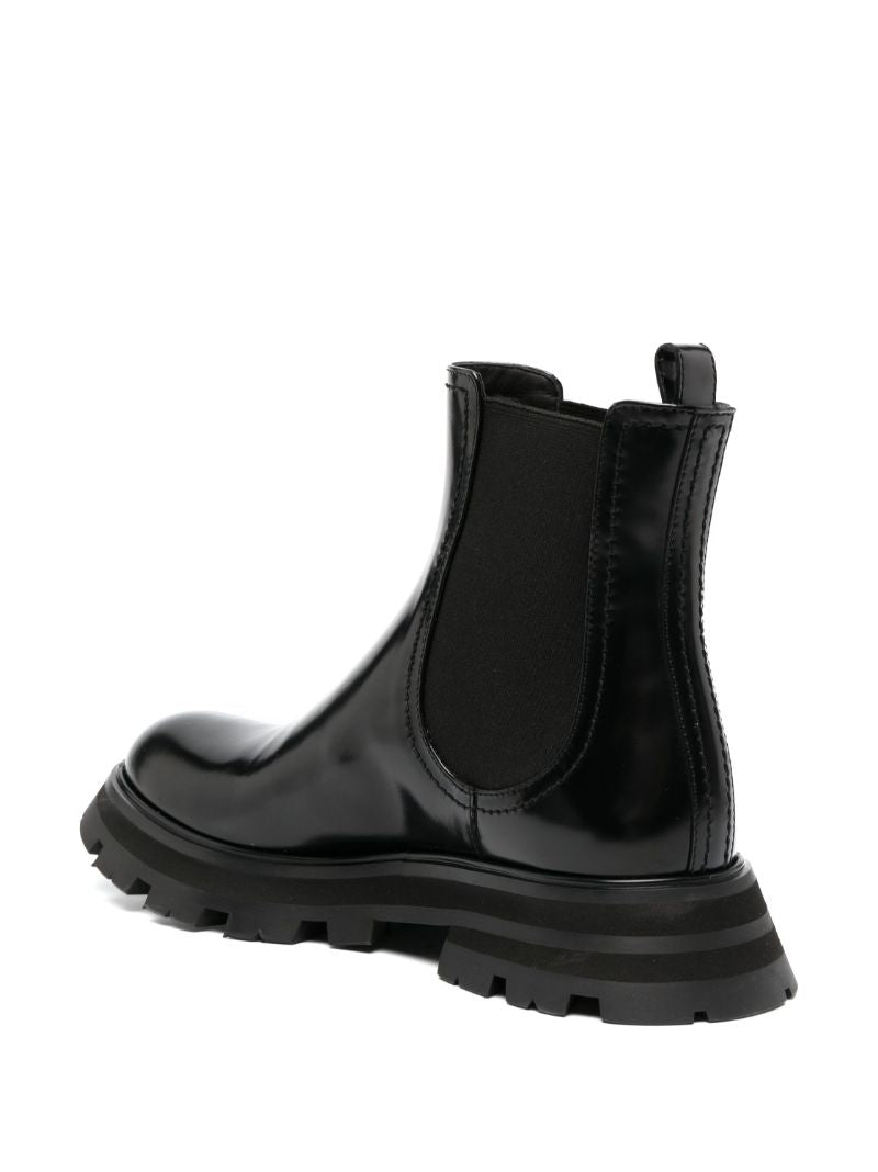 Black Wander Chelsea Ankle Boots