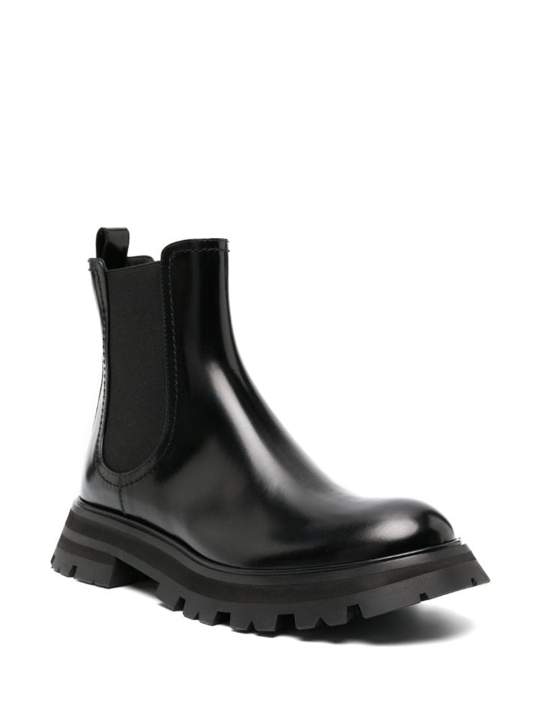 Black Wander Chelsea Ankle Boots