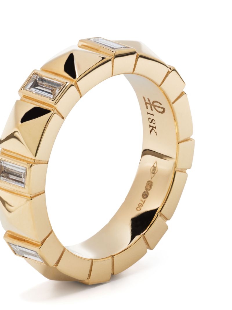 18k Yellow Gold Pyramid Diamond Baguette Band Ring