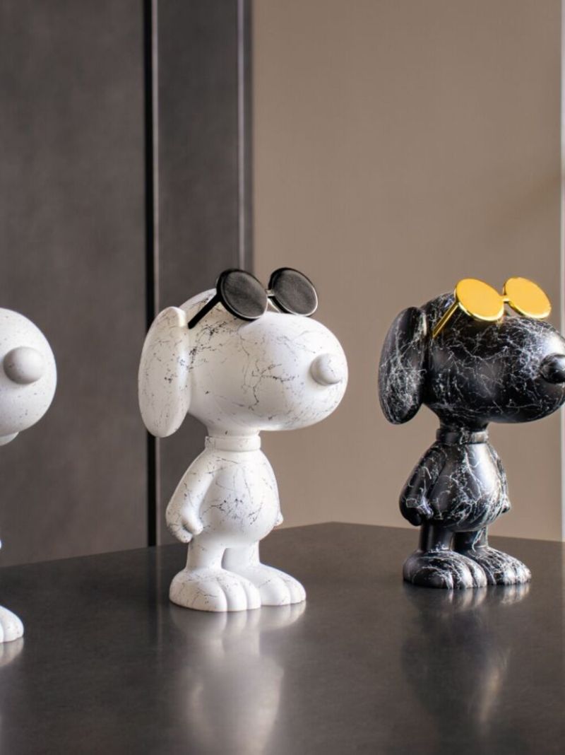 Black Marble Print Snoopy Figurine