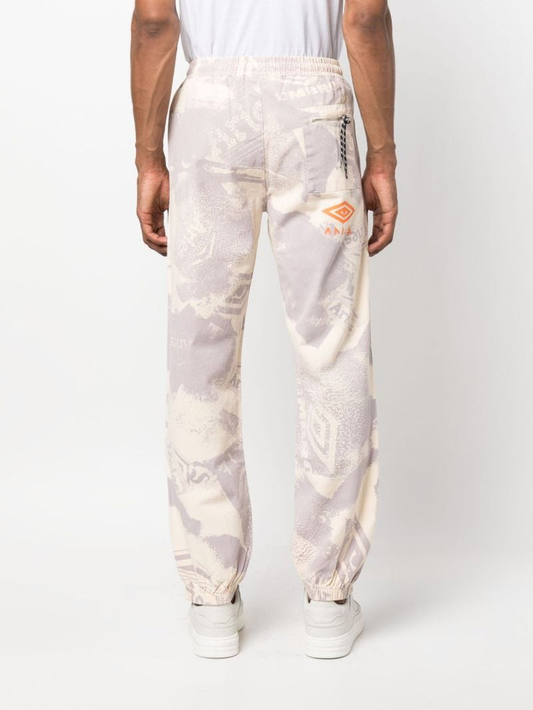 X Umbro Neutral Pro 64 Track Pants