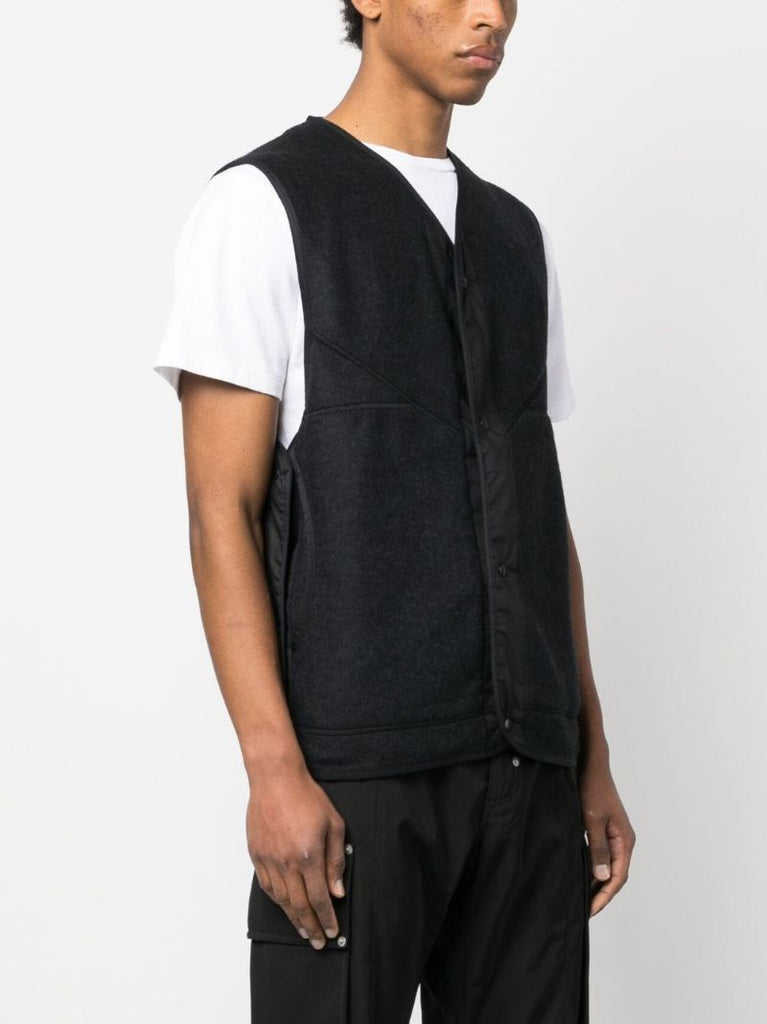 Black Fleece V-neck Gilet