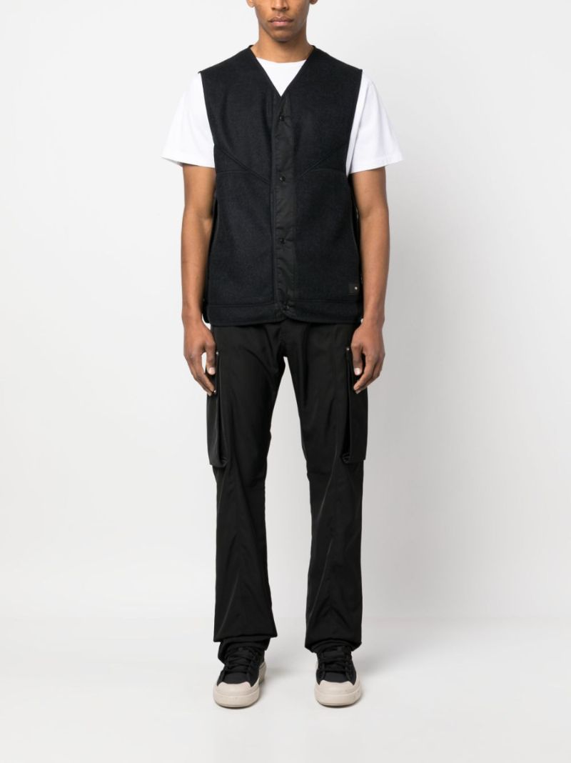 Black Fleece V-neck Gilet