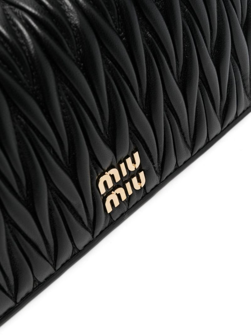 Black MatelassÃ_x0083_Â© Wallet-on-chain