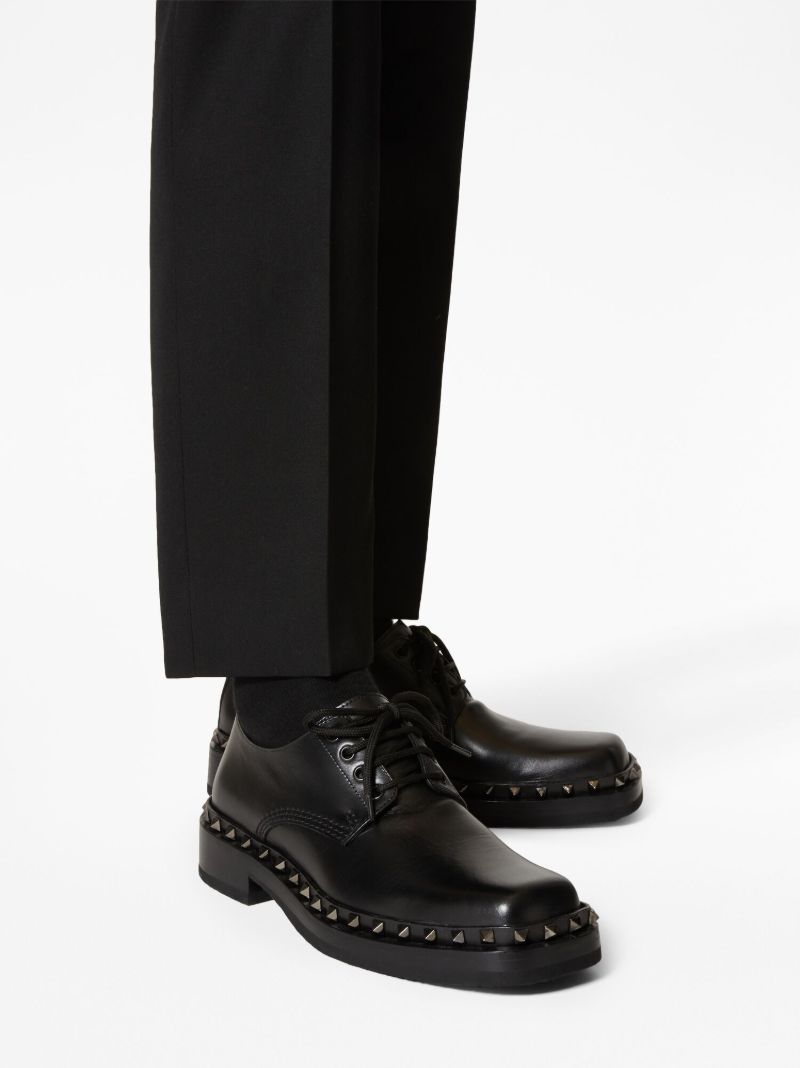 Black M-way Rockstud Leather Derby Shoes