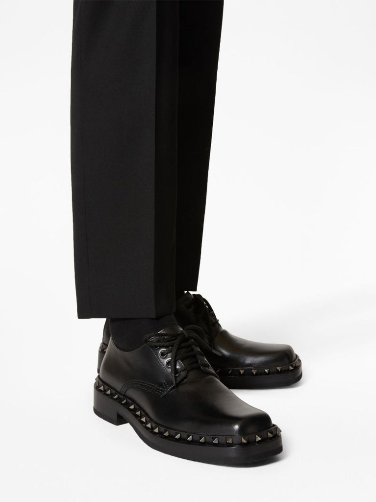 Black M-way Rockstud Leather Derby Shoes
