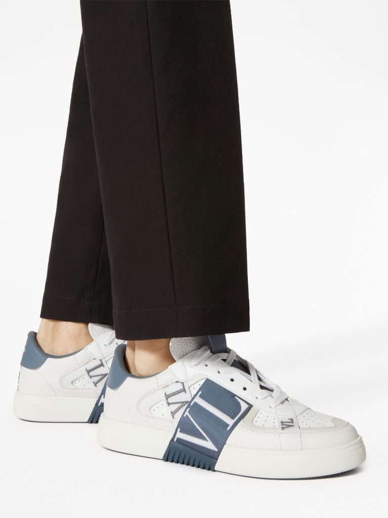 White Vl7n Leather Sneakers