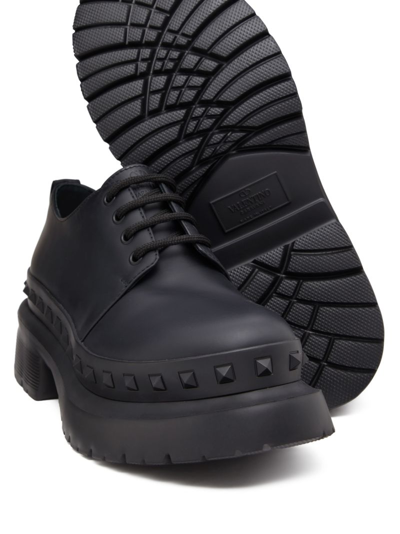 Black M-way Rockstud Leather Derby Shoes