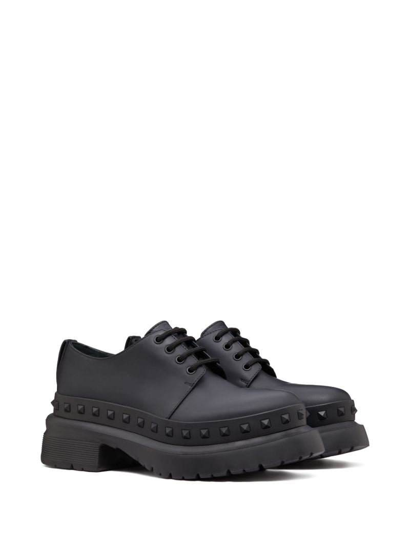 Black M-way Rockstud Leather Derby Shoes