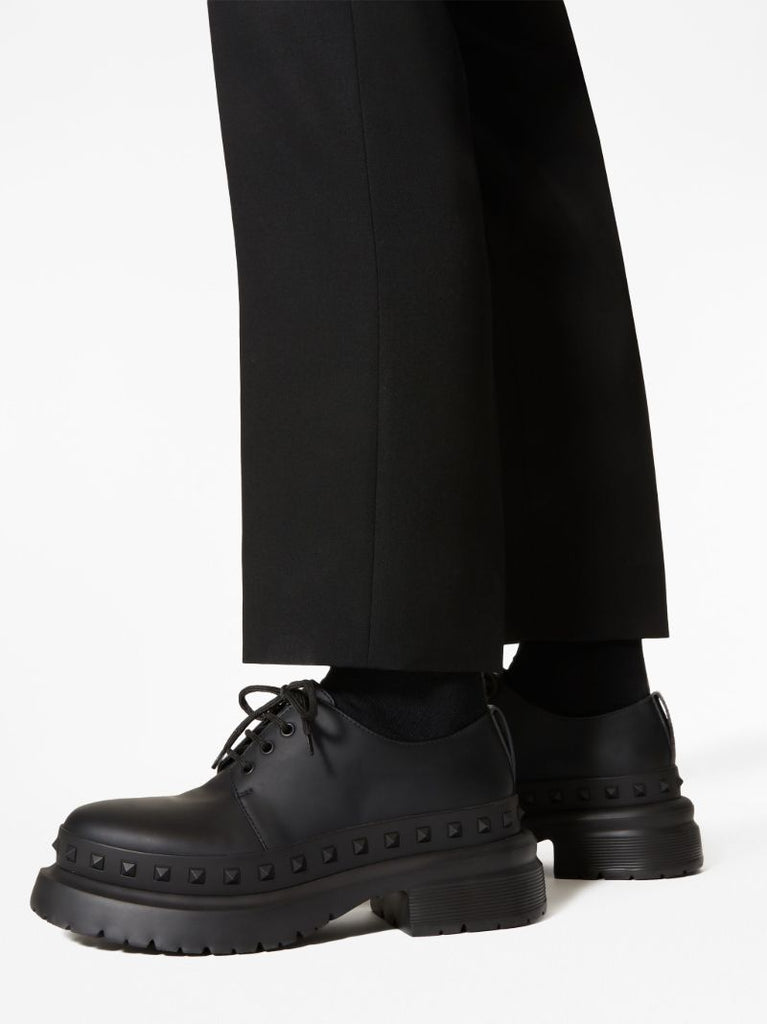 Black M-way Rockstud Leather Derby Shoes