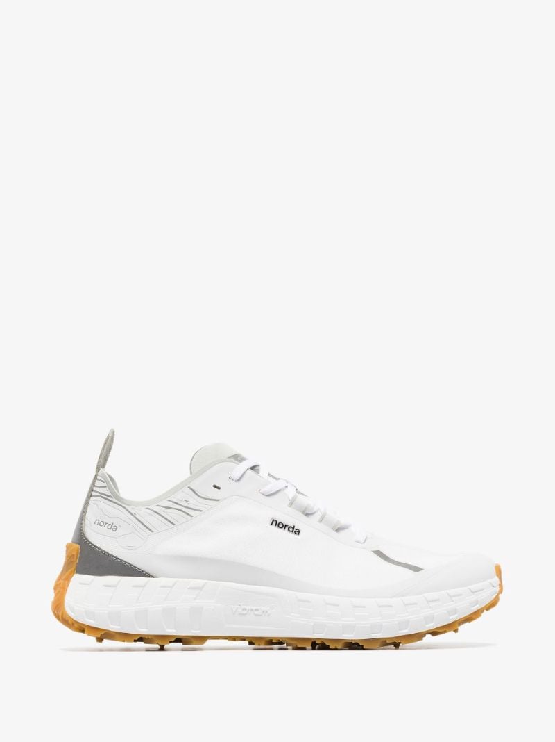 White 001 Trail Sneakers
