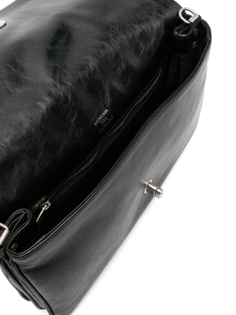 Black Bb Logo Plaque Leather Shoulder Bag