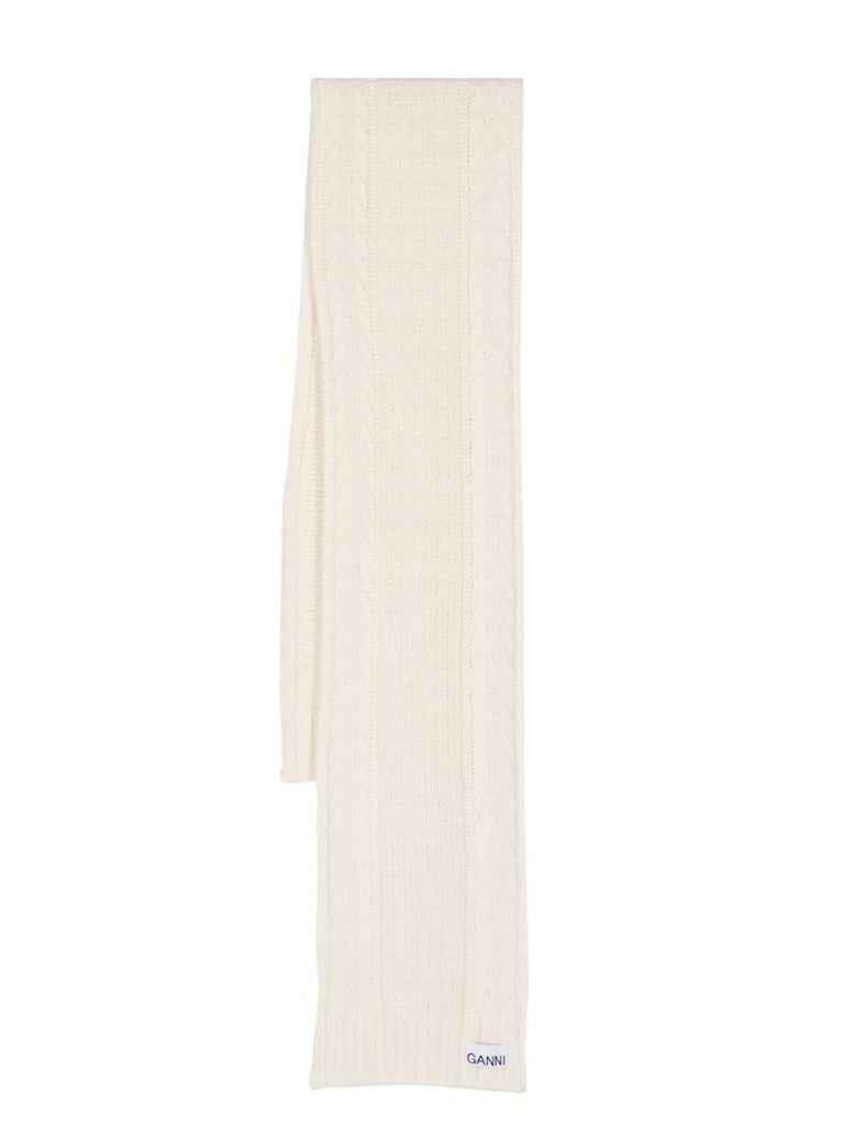 Neutral Cable-knit Scarf