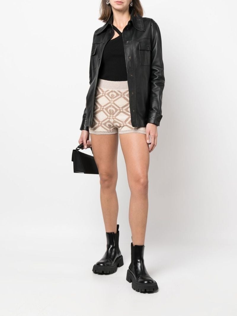 Neutral Moon Diamant Shorts