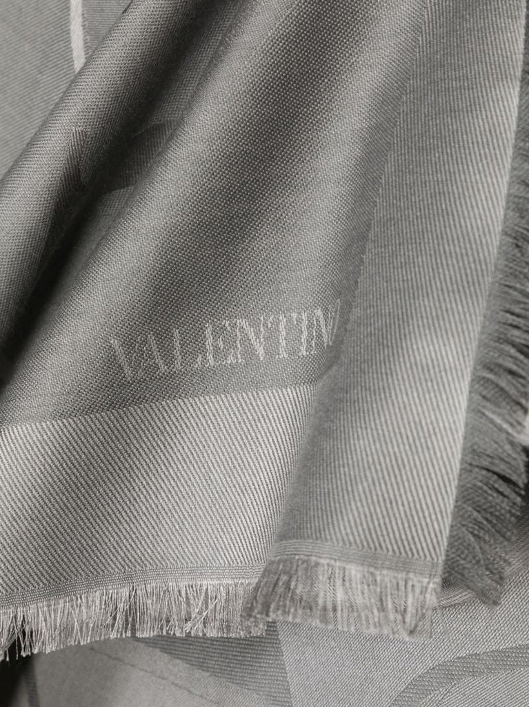 Grey Vlogo Printed Scarf