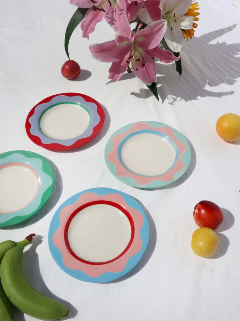 Multicolour Wavy Dessert Plate Set