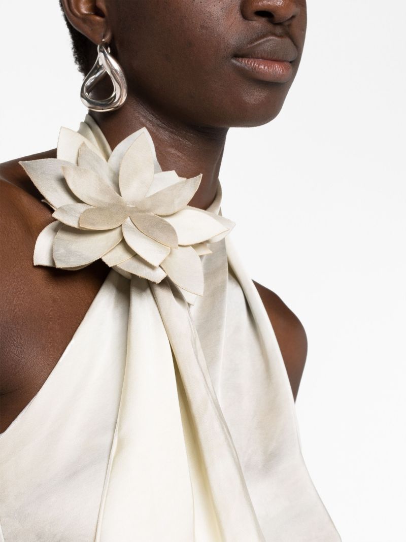 White Floral-appliquÃ_x0083_Â© Asymmetric Top