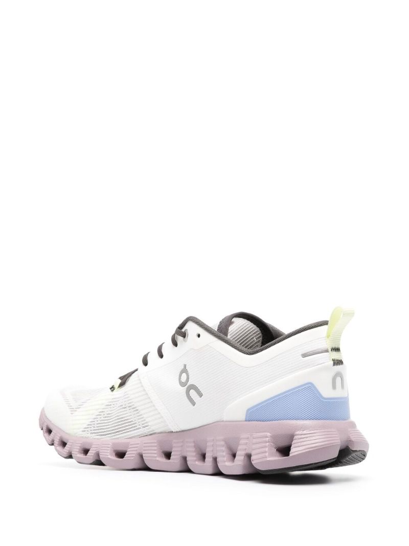 White Cloud X Shift Low-top Sneakers