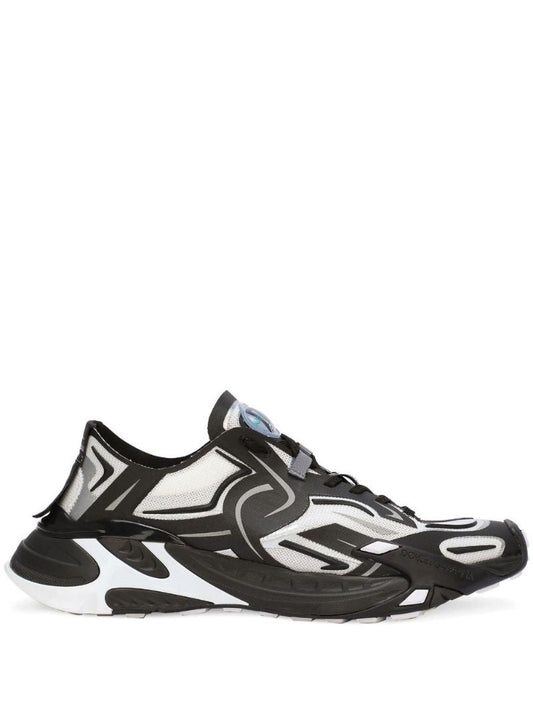 Black Fast in Maglina Panelled Sneakers