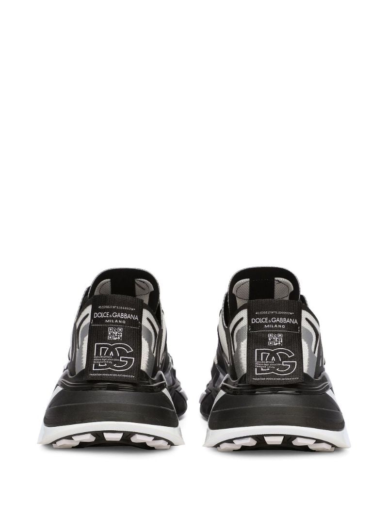 Black Fast in Maglina Panelled Sneakers