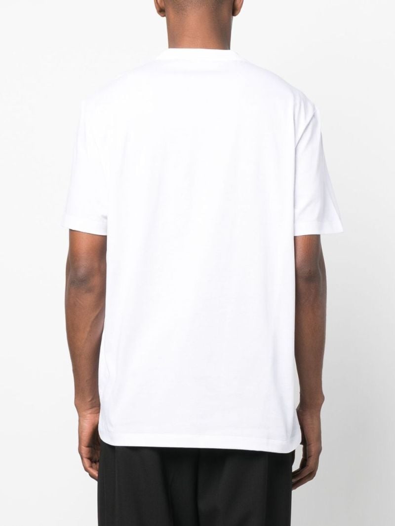 White Seashell Baroque Embroidered T-shirt