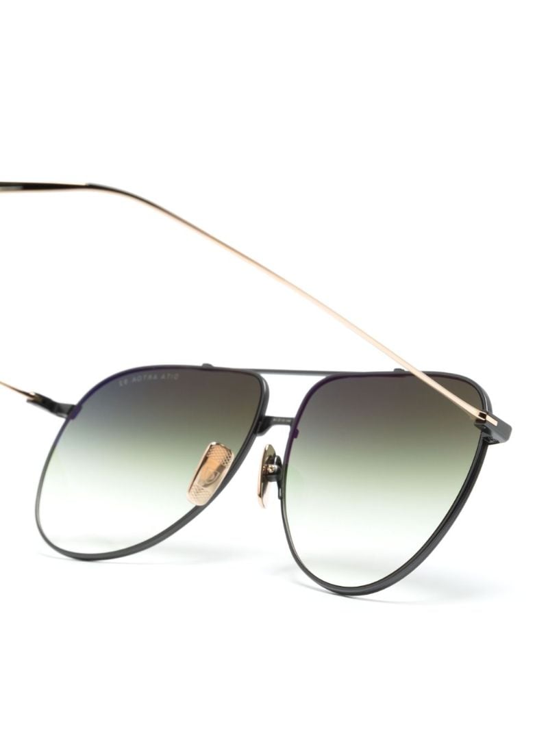 Black Pilot Frame Sunglasses
