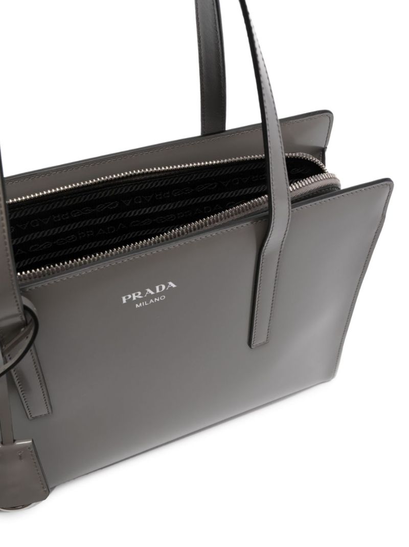 Grey Re-edition 1995 Medium Leather Tote Bag