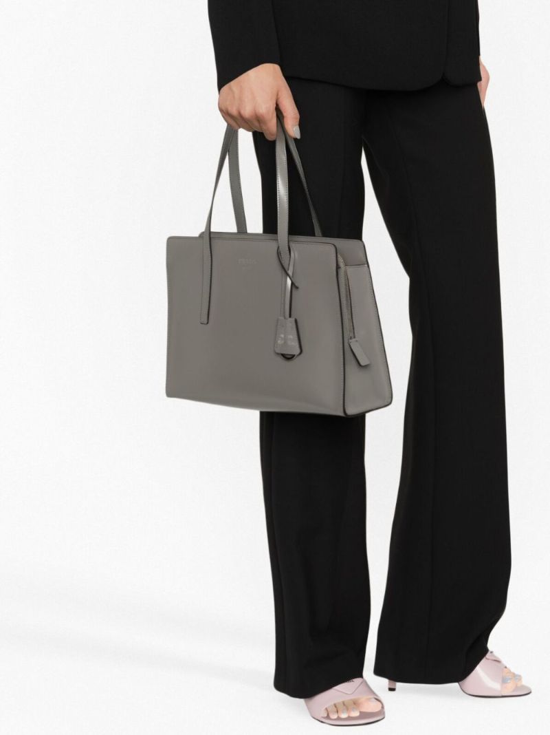 Grey Re-edition 1995 Medium Leather Tote Bag