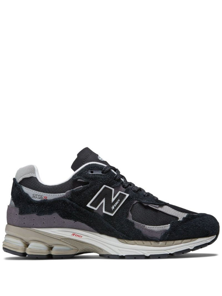 Black 2002rd Suede Sneakers