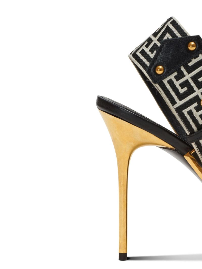 Black Pointed Toe Pumps