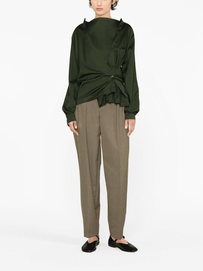 Green Collarless Asymmetric Top