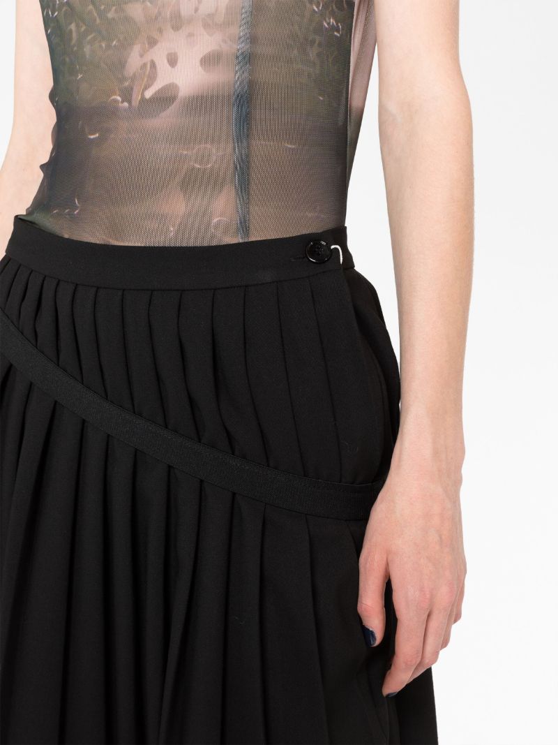 Black Pleated Short Skirt