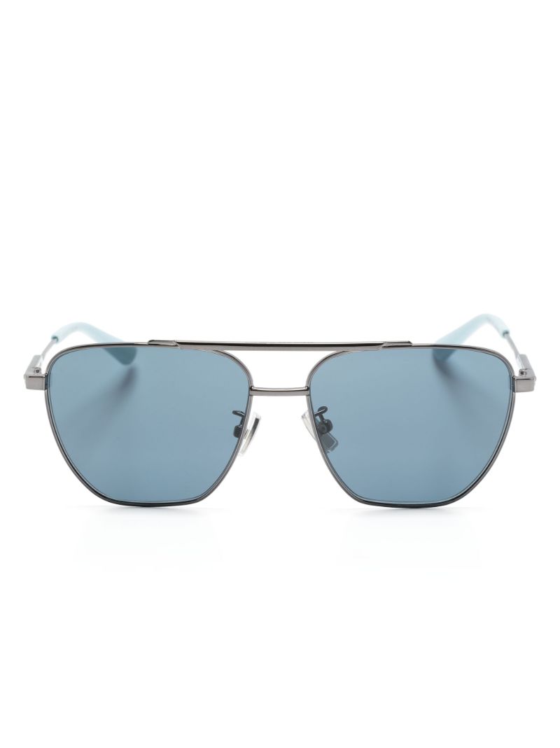 Grey Geo Pilot-style Sunglasses