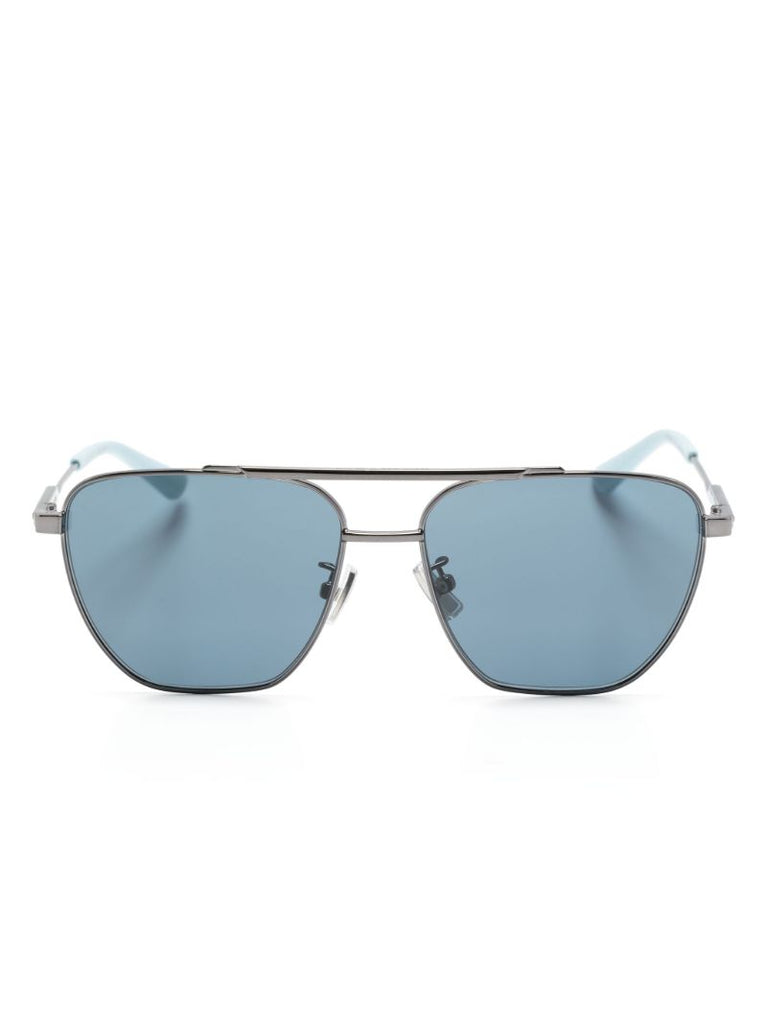 Grey Geo Pilot-style Sunglasses