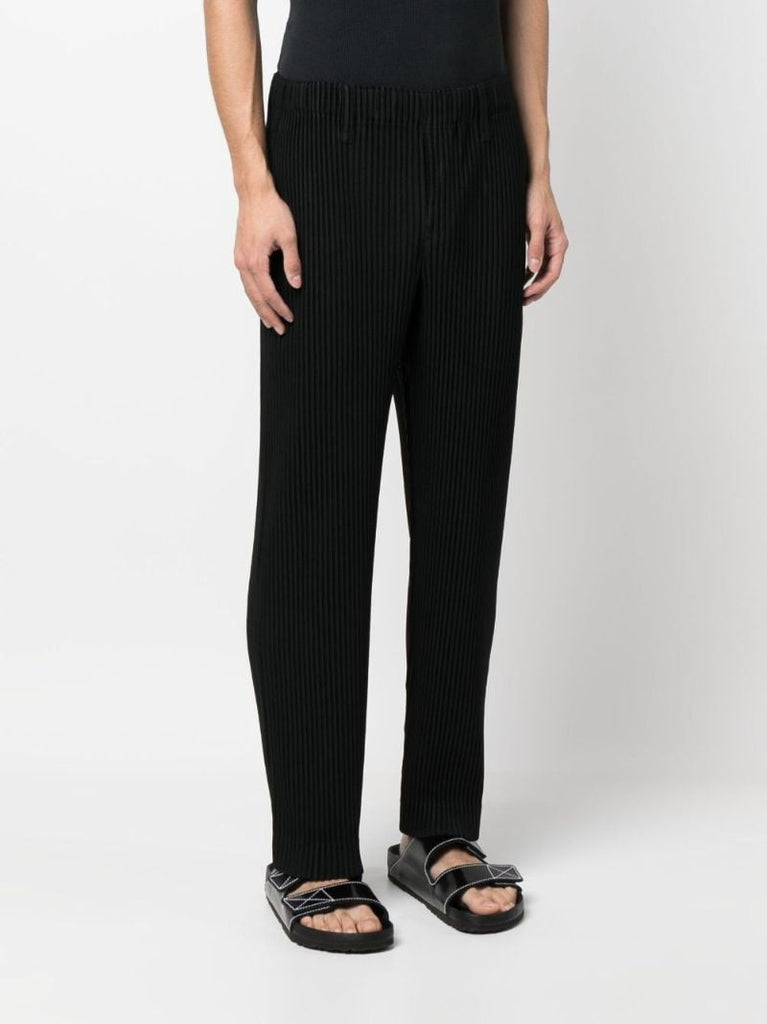Black Pleated Tapered Trousers