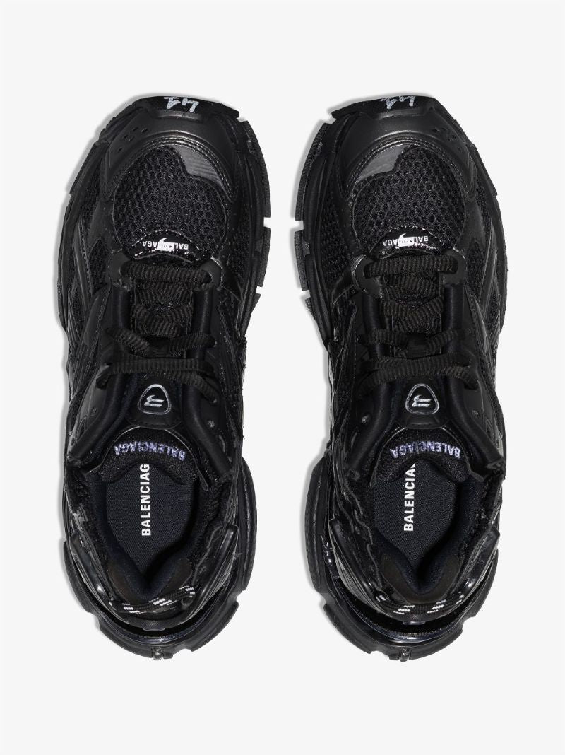 Black Runner Sneakers